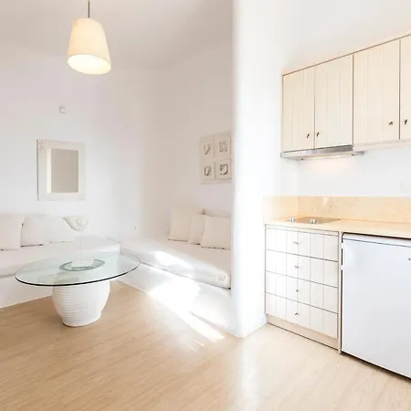 Plintri Sleeps 16 Pool Air Con Wifi Vila