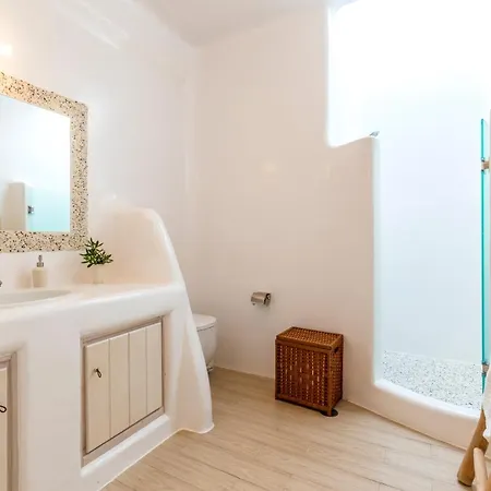 Plintri Sleeps 16 Pool Air Con Wifi * Παραλία Super Paradise
